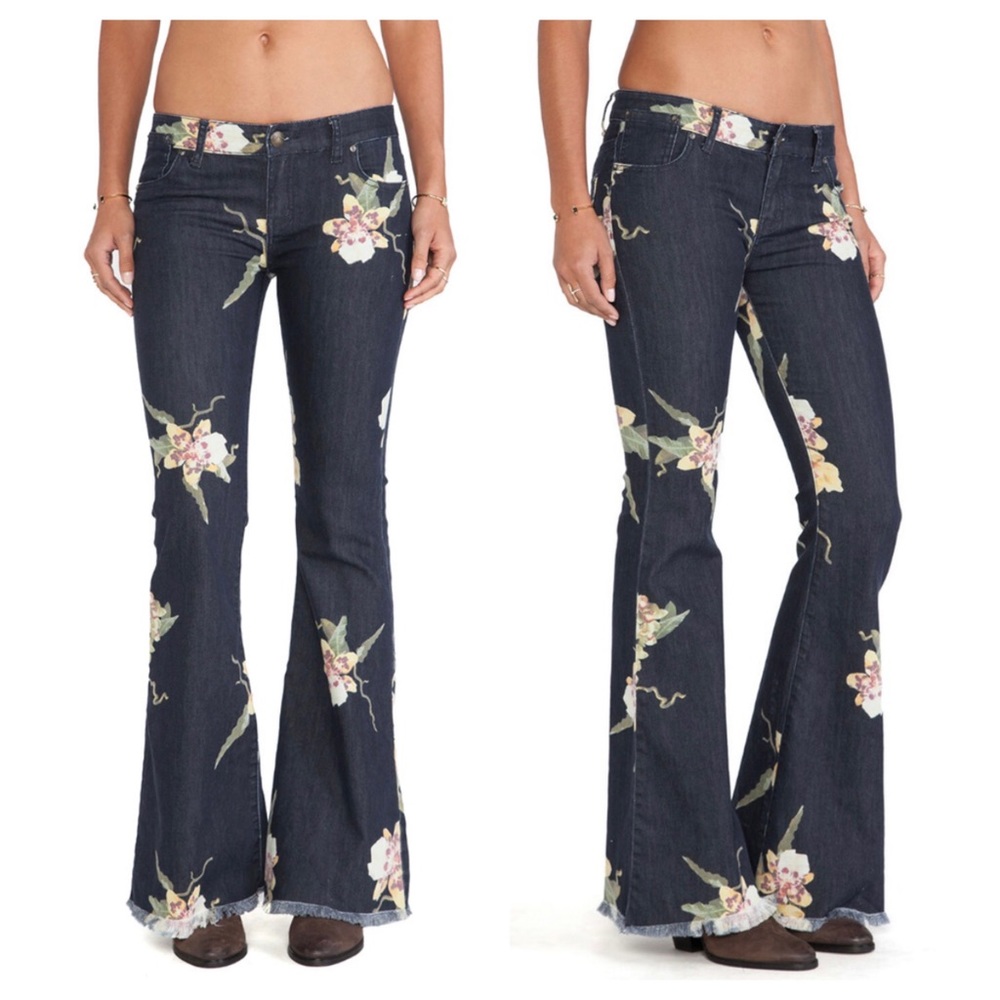 Free People Floral Bali Flare Leg Jeans Low Rise Stretchy In Miami Night Size 28